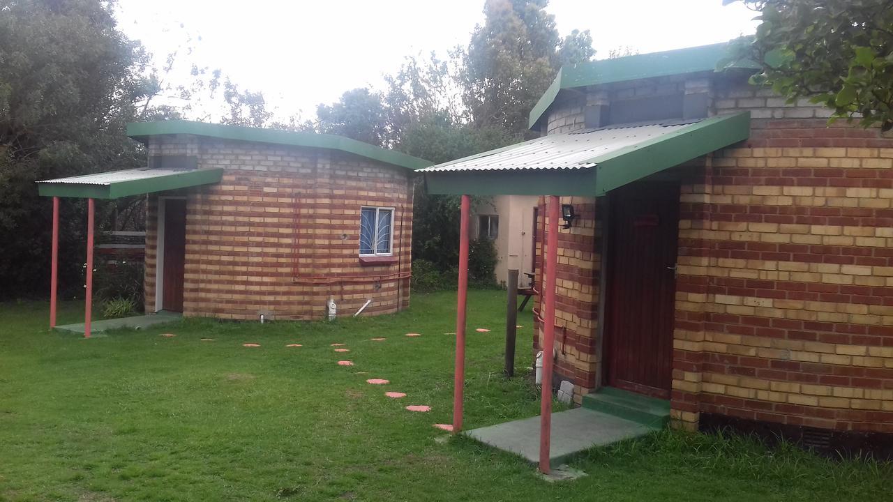 Imka Trinity Retreat Hotel Stormsrivier Exterior photo